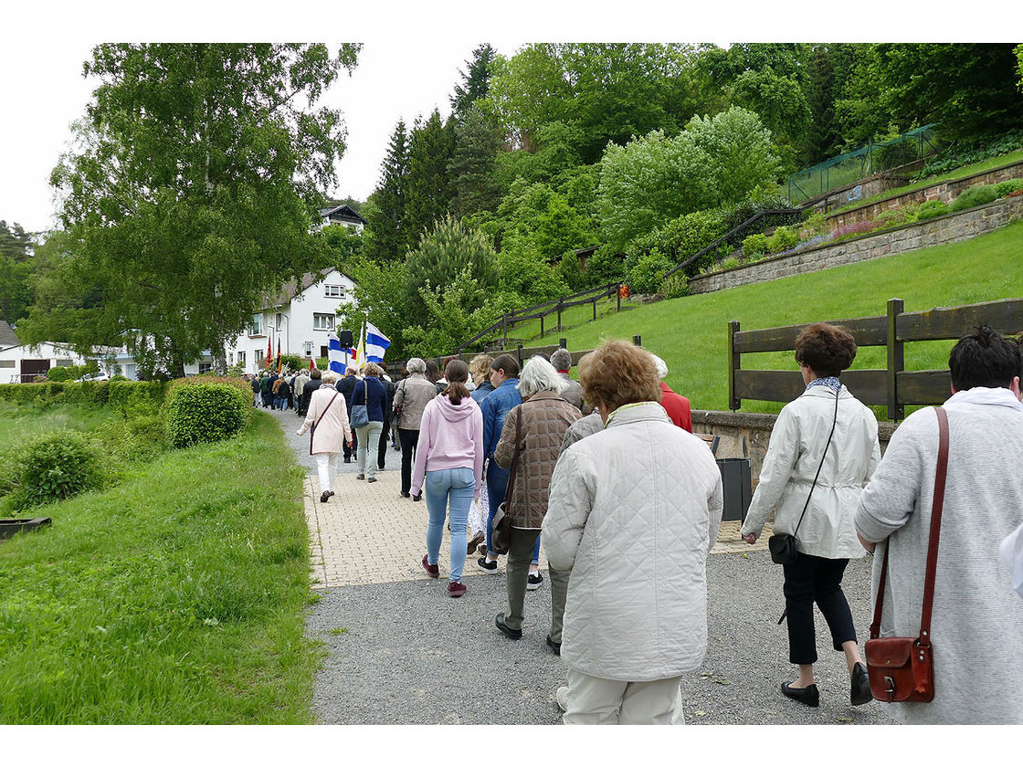 Bittprozession an Christi Himmelfahrt (Foto: Karl-Franz Thiede)